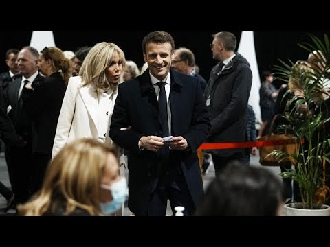 VIDEO: So haben Emmanuel und Brigitte Macron in Le Touquet in Frankreich gewählt