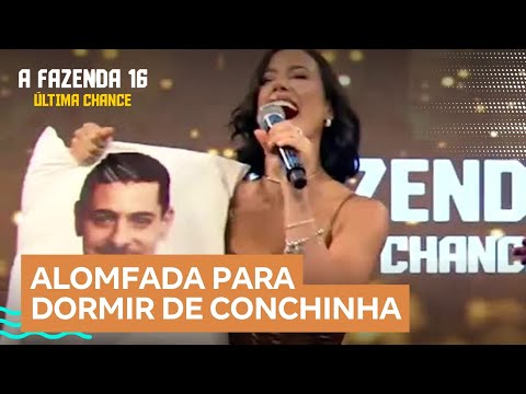 Márcia Fu entrega um presente com o rosto de Sacha para Larissa | Última Chance