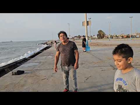 RESCATANDO UN NIÑO DE LA PLAYA !!!