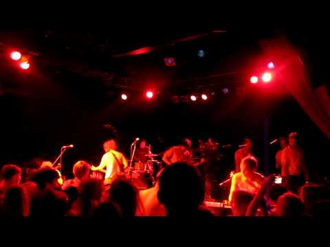 Kakkmaddafakka - Gangsta/Heidelberg (Live 17.10.2011 Stuttgart - Röhre)