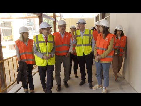 Representantes políticos visitan las obras del nuevo centro de salud de Malilla