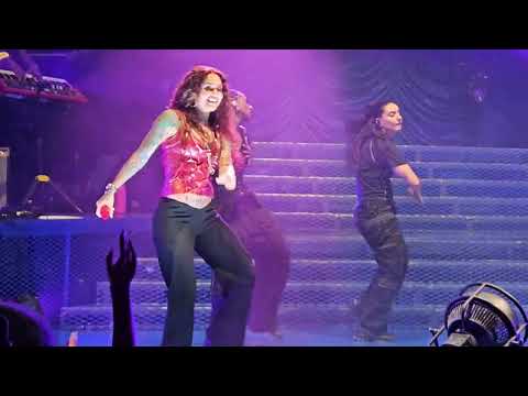 Kehlani "After Hours - Cater 2 U Mix (LIVE)" at Crash World Tour MIA December 2024 #kehlani #crash