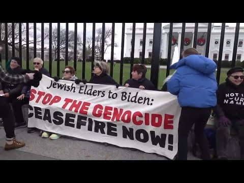 Jewish protesters seeking Israel-Hamas ceasefire chain themselves to White House fence