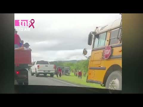 Bus expreso Matagalpa-Managua volcado sin víctimas