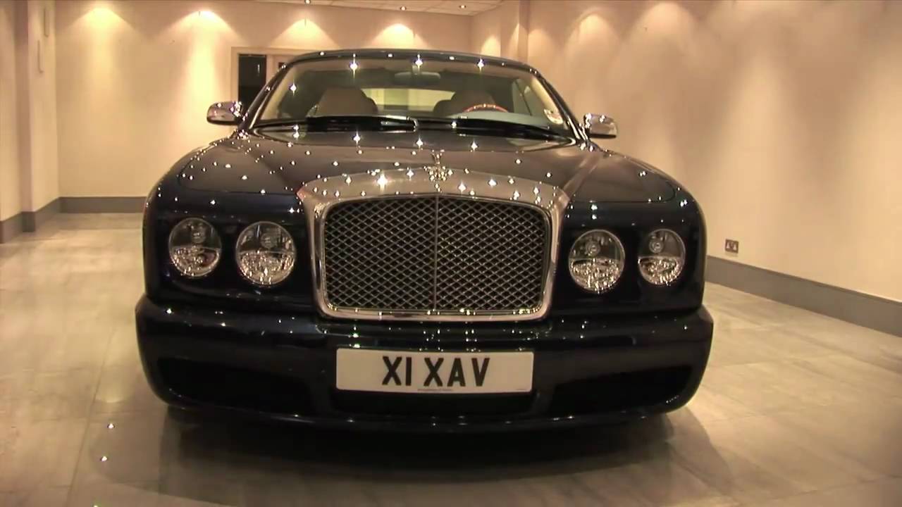 2007 Bentley Azure fraught up with features