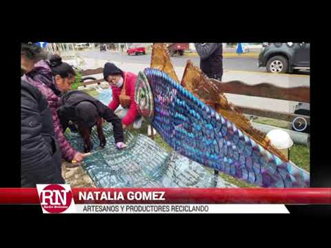 Natalia Gomez: Plaza de las banderas, San Clemente