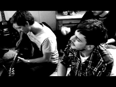Casa Murilo perform Kakkmaddafakka`s "Restless"