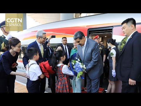 El presidente venezolano, Nicolás Maduro, llega a Beijing en el marco de su visita de Estado a China