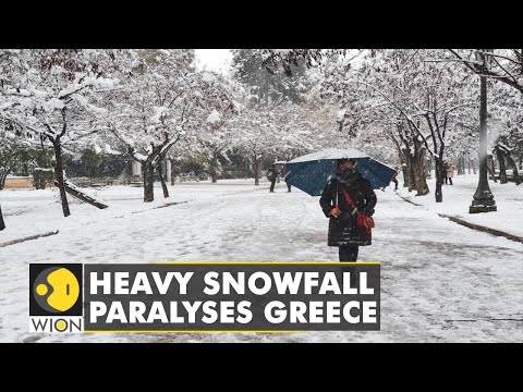 Heavy snowfall sweeps across Greece, crews struggling to free stranded drivers | Latest English News