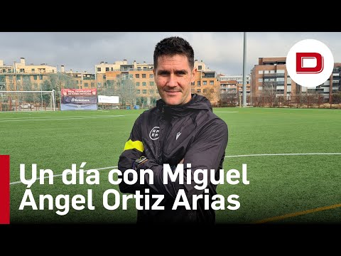 Un día con el mejor árbitro de Primera División: «Al final, aprendemos a vivir con el insulto»