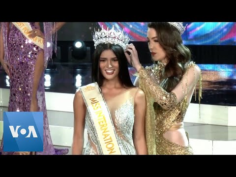 🔵Filipina Wins Transgender Pageant in Thailand