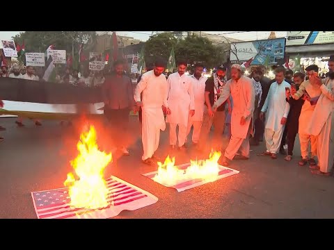 Anti-Israel march held in Karachi to express anger over Israeli actions in war against Hamas