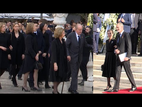 El funeral de Constantino vuelve a reunir en público a Felipe VI con el rey emérito