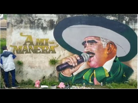Pintan mural en honor a Vicente Fernández en Santa Rosa de Copán