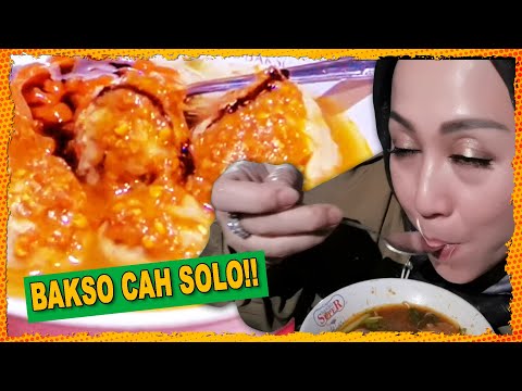 TIBA-TIBA PERUT LAPER EH KETEMU BAKSO DIPINGGIR JALAN!!