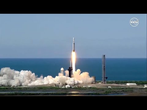 NASA launches powerful weather satellite on Falcon Heavy rocket