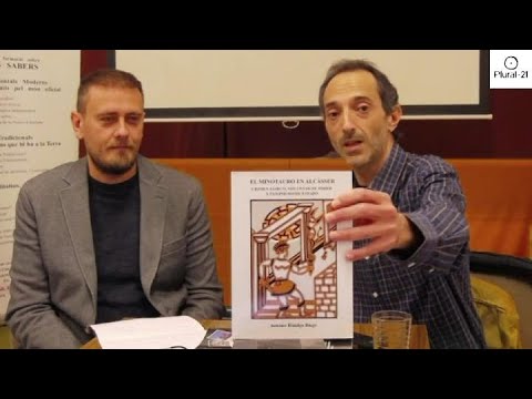 Presentación del libro El Minotauro en Alcàsser por parte de Antonio Hidalgo