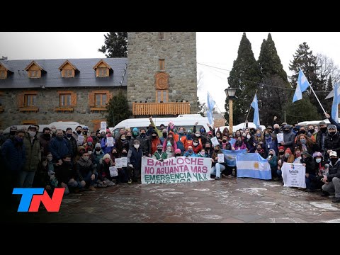 El turismo en crisis: masiva protesta en Bariloche para reclamar una ley de emergencia turística