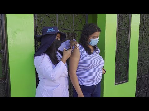 Familias del barrio Concepción de María completan esquemas de vacunación contra la Covid-19