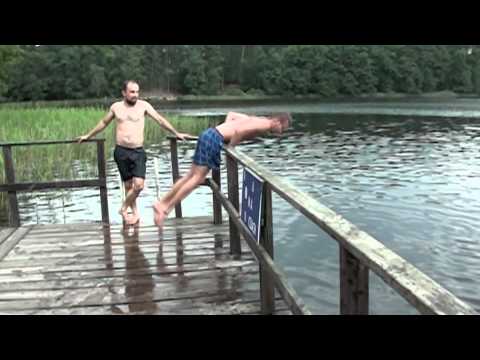 Video: Olimpinių žaidynių - šuolio į vandenį rungtis