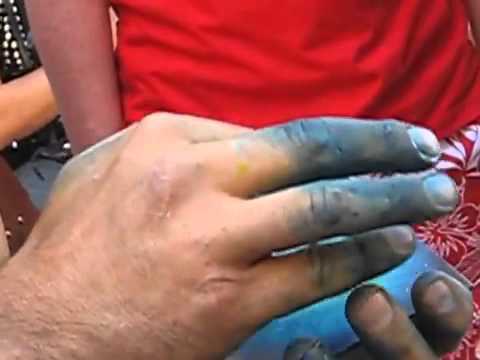 Video: Menas, - savo rankomis kurti šedevrus.
