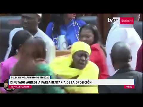 Diputado agrede a legisladora de la oposición en el Parlamento de Senegal