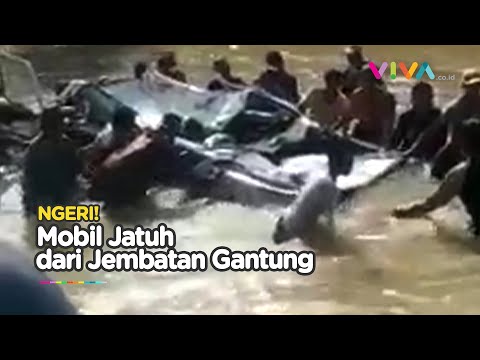 Mobil Jatuh ke Sungai Saat Lewat Jembatan Gantung
