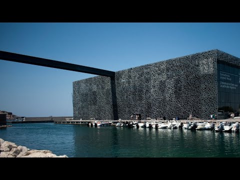 Au Mucem de Marseille, une exposition dédiée aux Paradis naturistes