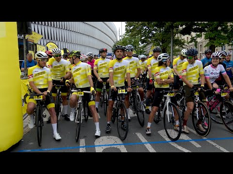 2.000 ciclistas participan en Bilbao en la marcha que reproduce la primera etapa del Tour de Fr