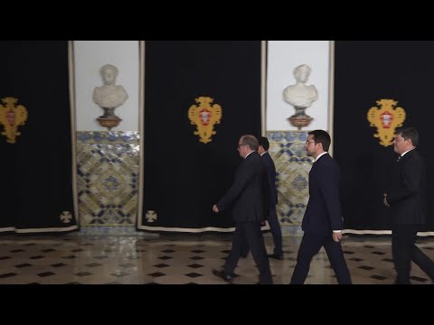 Party leaders meet with Portuguese president to discuss political crisis