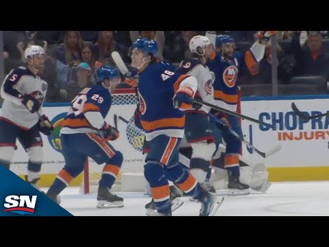 Islanders Matthew Schaefer Beats Blue Jackets Elvis Merzlikins With Seeing-Eye Shot