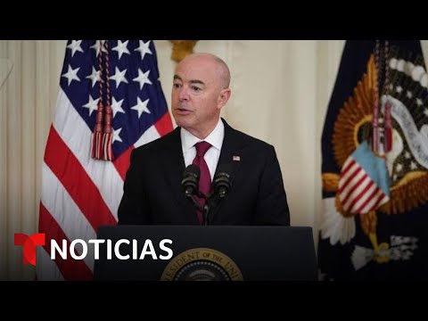 Los republicanos aprueban en la raya el 'impeachment' contra Alejandro Mayorkas | Noticias Telemundo