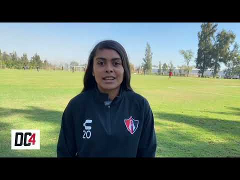 La Salvadoreña Brenda Cerén ya vista la camiseta del Atlas Femenil del fútbol mexicano