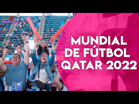 Familias disfrutan la final del Mundial de Fútbol Qatar 2022 Argentina Vs Francia