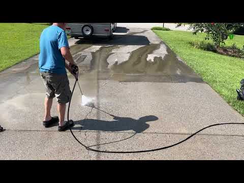How to Pressure Wash a Driveway, 2 Ways