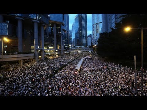 Hong Kong Authorities Bow to Beijing, Determined to Ignore a Million Protesters