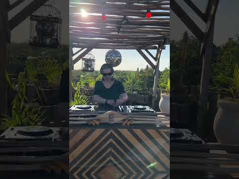 Can you feel the music of the paradise? #tulum #house #sunsets #afrohouse #deephouse