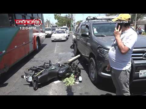 Motociclistas se llevan la peor parte tras ser accidentados en Managua - Nicaragua