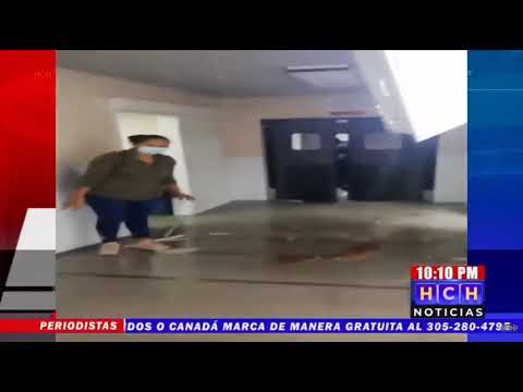 Lluvias provocan colapso del techo del hospital Roberto Suazo Córdova en La Paz