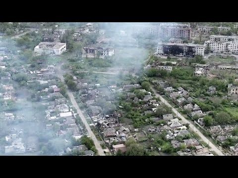 Ουκρανία: Χωριό στα ανατολικά ισοπεδωμένο από την ρωσική προέλαση - Πυρά της Ρωσίας στο Χάρκοβο