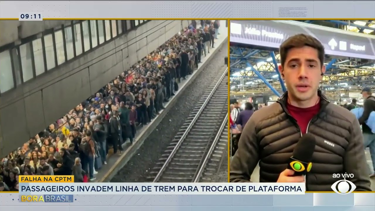 Passageiros invadem linha de trem para trocar de plataforma