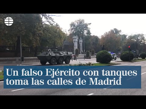 Un falso Ejército toma las calles de Madrid