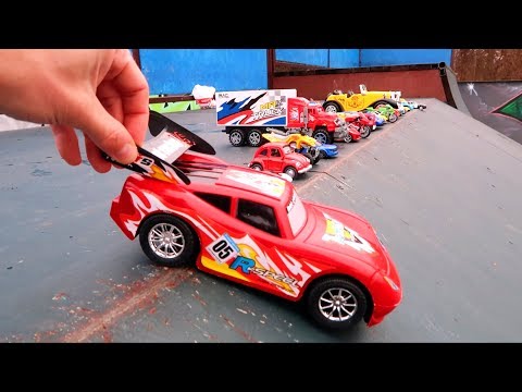 Aprende los Colores | Carros y Motos de Juguete Sorpresa para Niños
