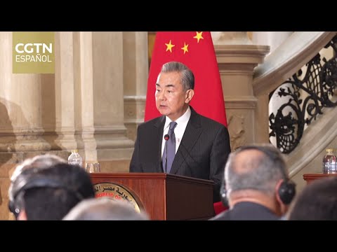 El ministro de Relacioens Exteriores de China visita Egipto, Túnez, Togo y Costa de Marfil