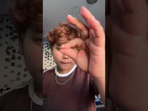 How preety her eyes is that I just want to Looks everyday not falling and falling with her forever🫶