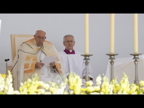 Πάπας Φραγκίσκος: Μην κλείνετε την πόρτα στους ξένους ή σε όσους διαφέρουν από εμάς