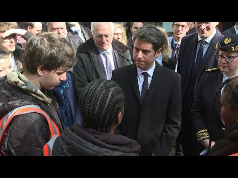 Gabriel Attal se rend à Viry-Châtillon pour son centième jour à Matignon | AFP Images
