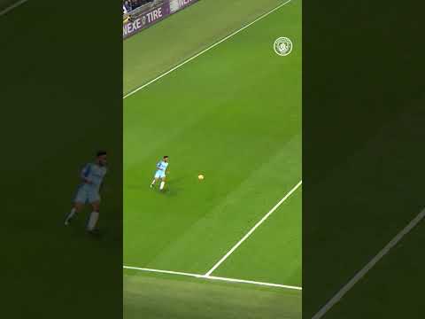 👀 That pass from KDB ☄️ 🥵 #shorts #football #mancity #pass #goals