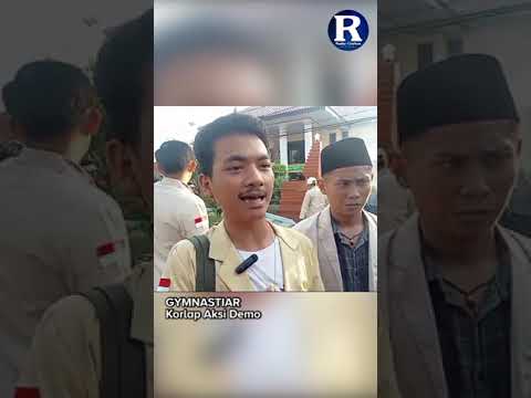 Demo Mahasiswa Hukum di PN Kota Cirebon