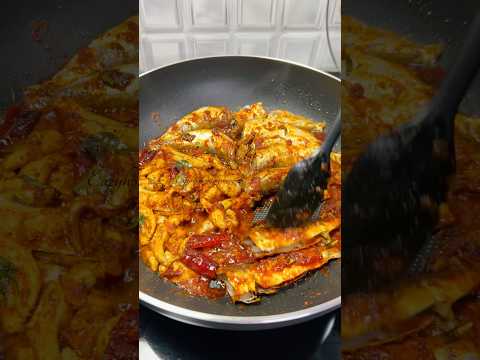 ⁠ 🔥 നല്ല നാടൻ മത്തി പറ്റിച്ചത് 👌👌  @eazyhomeonlineshopping